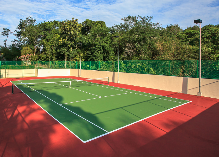 hard tennis court