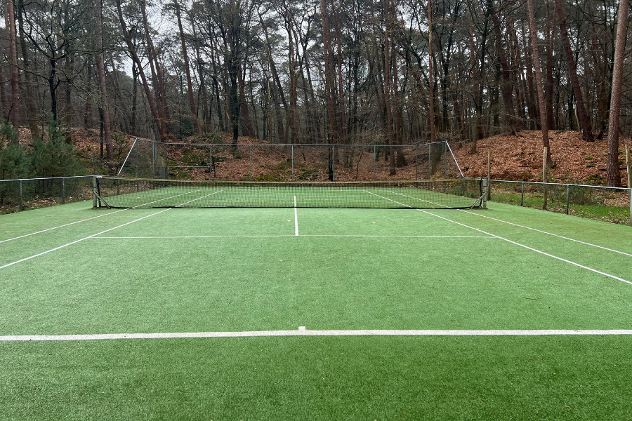 tennis court artificial grass